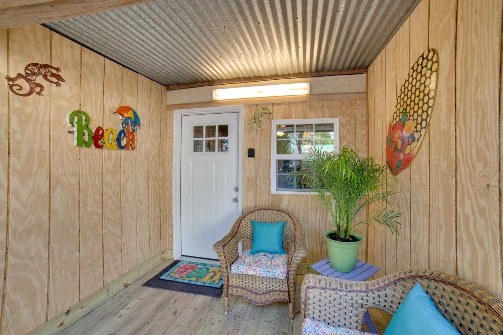 Ocean Isle Beach Studio With Patio - 1 Mi To Pier! Ngoại thất bức ảnh