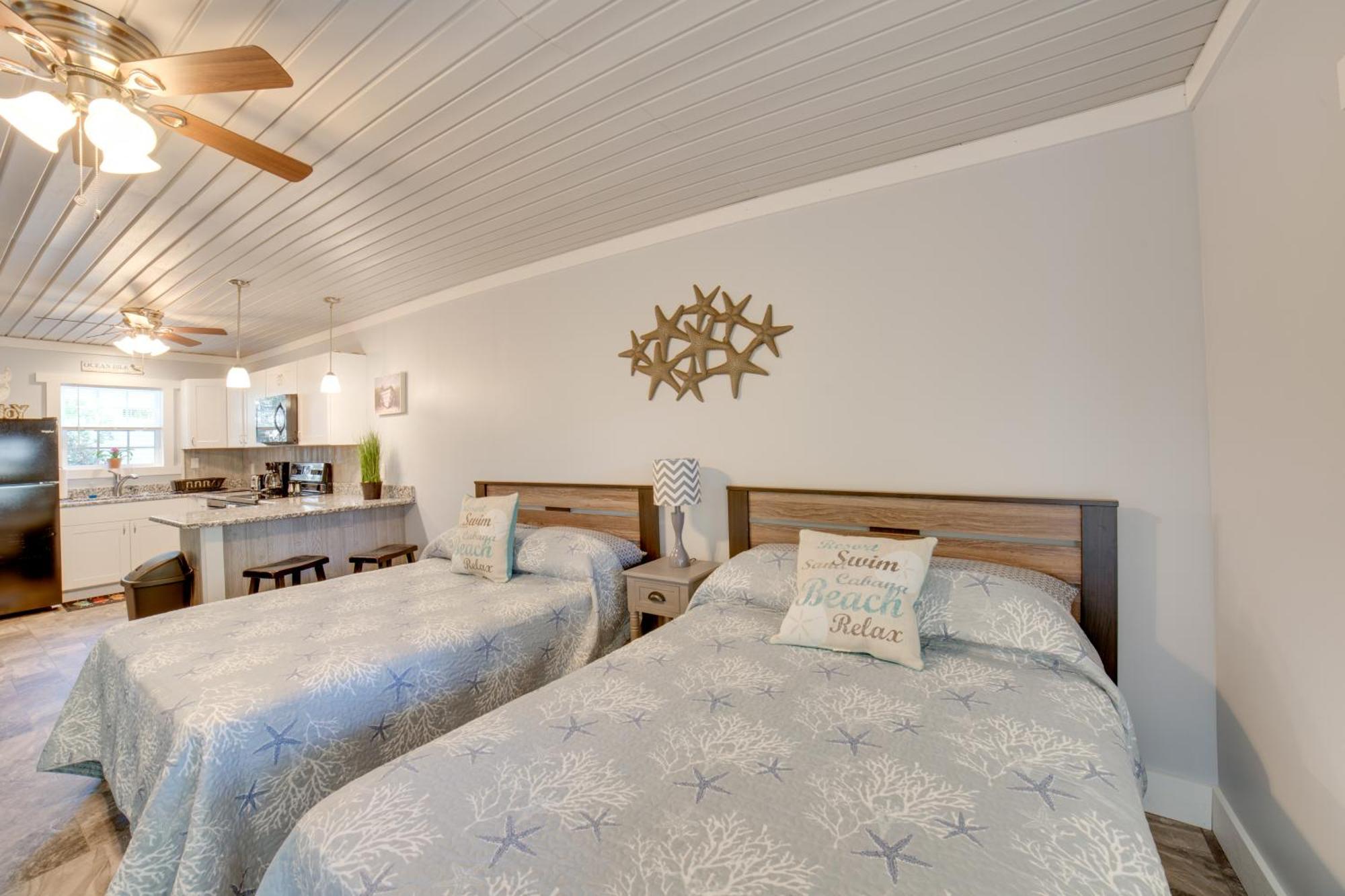 Ocean Isle Beach Studio With Patio - 1 Mi To Pier! Ngoại thất bức ảnh