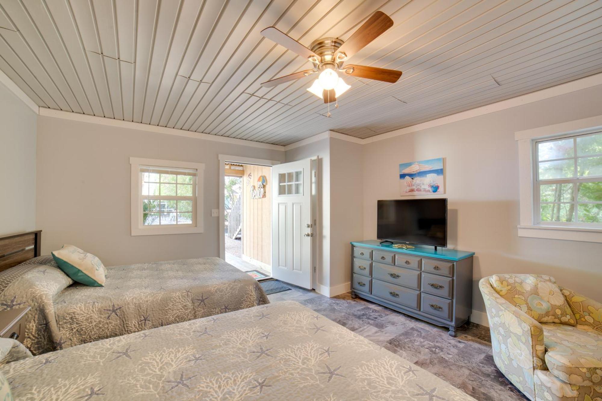 Ocean Isle Beach Studio With Patio - 1 Mi To Pier! Ngoại thất bức ảnh